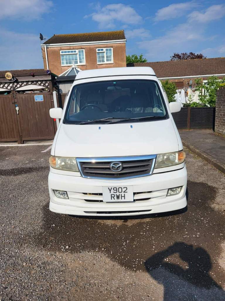 Mazda, 2001, 1990 (cc)