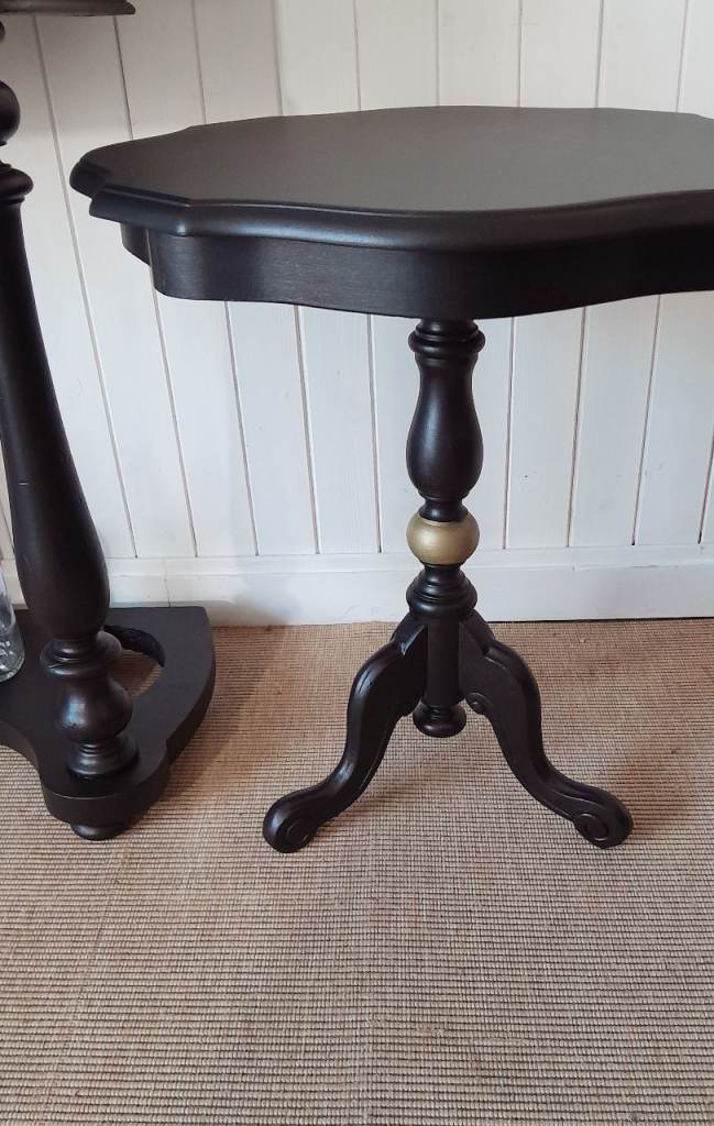 Curvy console table with drawer, vintage dressing table