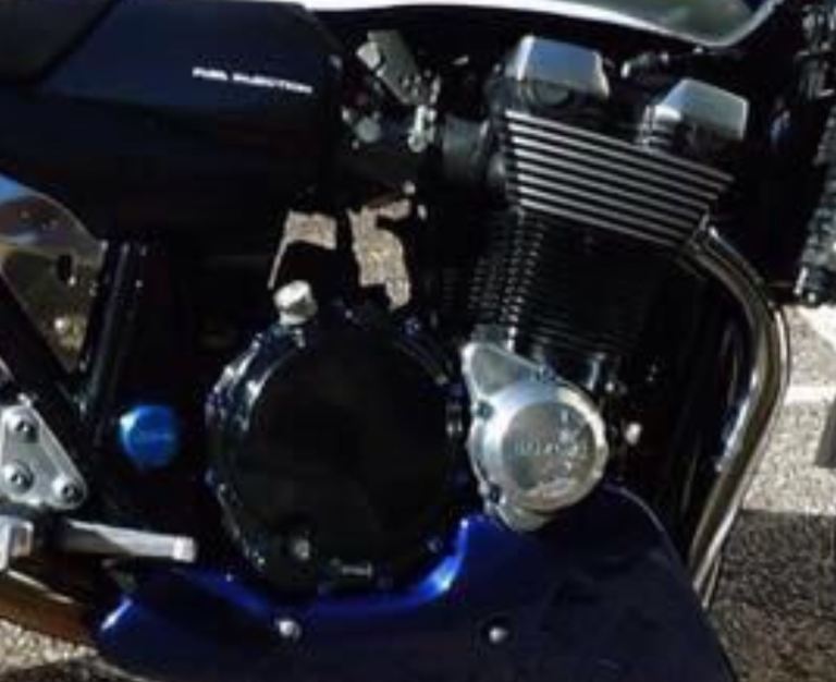 Suzuki GSX 1400 engine 