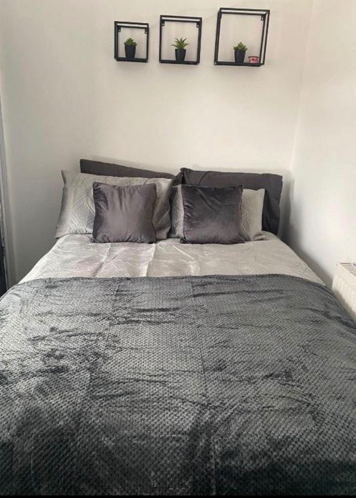 Spacious room to rent in Wellington