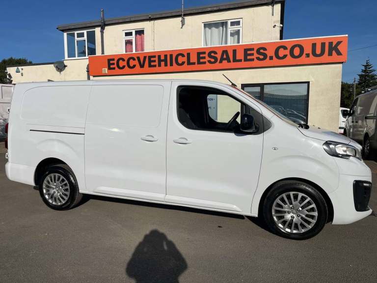 2023 Peugeot Expert 1.5 Expert Asphalt Premium + L2 BlueHDi Panel Van Diesel Manual