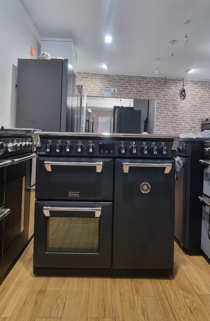 Ex display Range Richmond 90cm Free delivery 