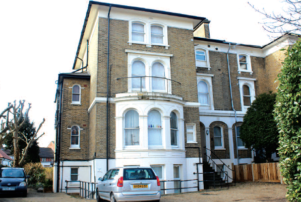Newly Refurbished 1 Bedroom Flat in Croydon