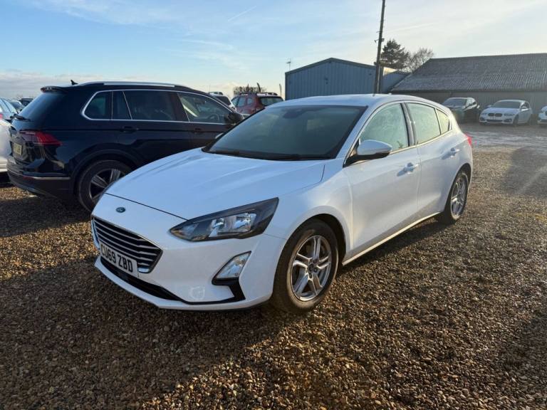 2019 Ford Focus 1.0T EcoBoost Zetec Hatchback 5dr Petrol Manual Euro 6 (s/s) (125 ps) Hatchback P...