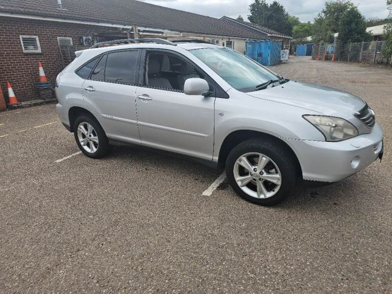 LEXUS R400H, 2008 registered. Stunning looking driving car