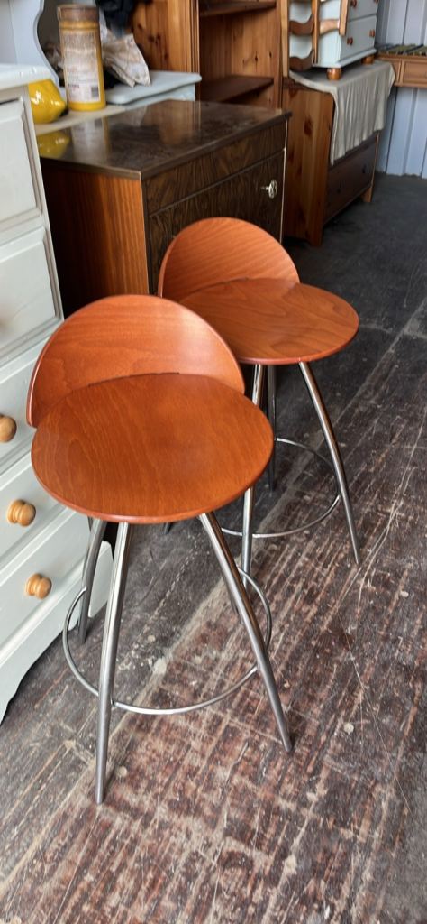 Pair of Italian designer bar stools by effezeta