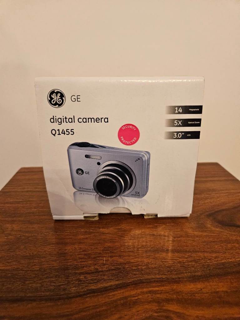 GE Q1455 digital camera 14.1 MP, 5x Optical Zoom