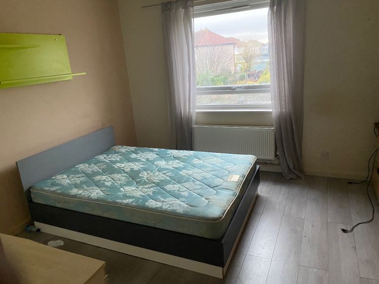 Double Room in Shared Housing