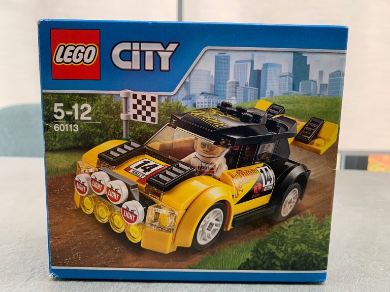 Lego city 60113 car - complete 