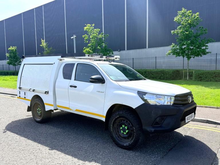 2018/18 TOYOTA HILUX EXTRA CAB 2.4 D-4D 6 SPEED-UTILITY TRUCK/WORKSHOP