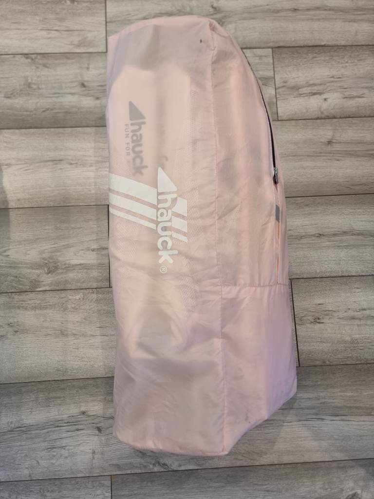 Travel cot for baby/toddler