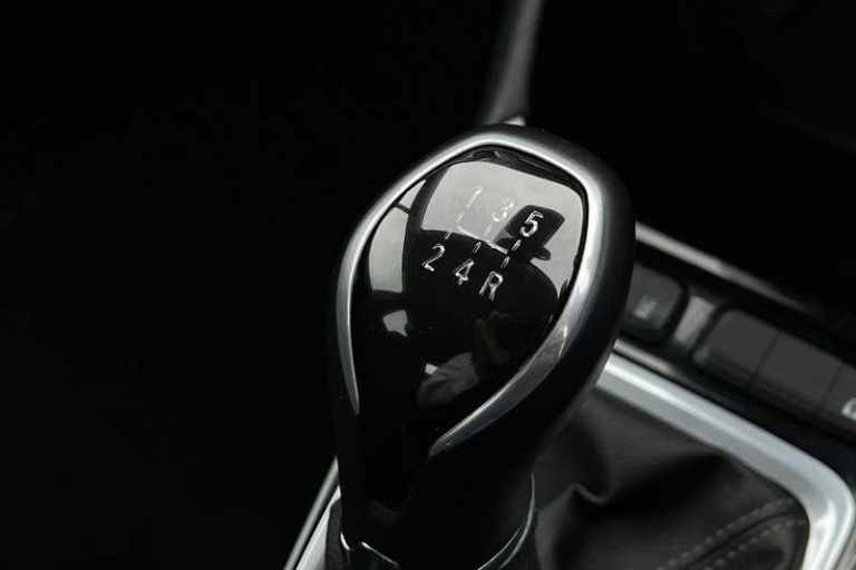 2019 Vauxhall Crossland X 1.2 SE 5dr HATCHBACK PETROL Manual