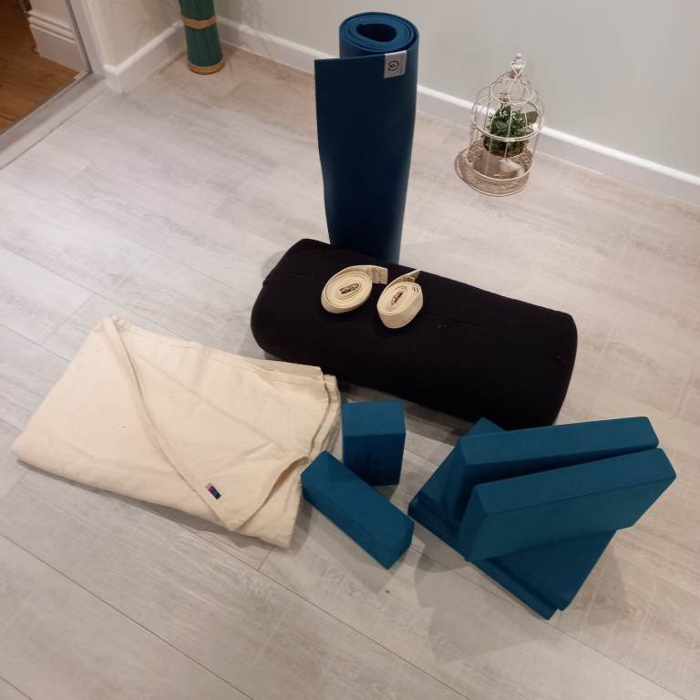 Yoga Matters Yoga Kit 