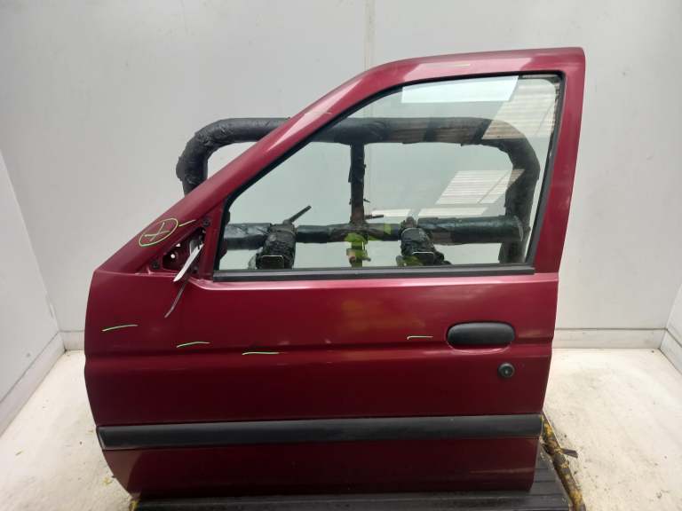 Ford Escort Left Front Door N/S 1995-2002 5 Door Hatchback 1055095