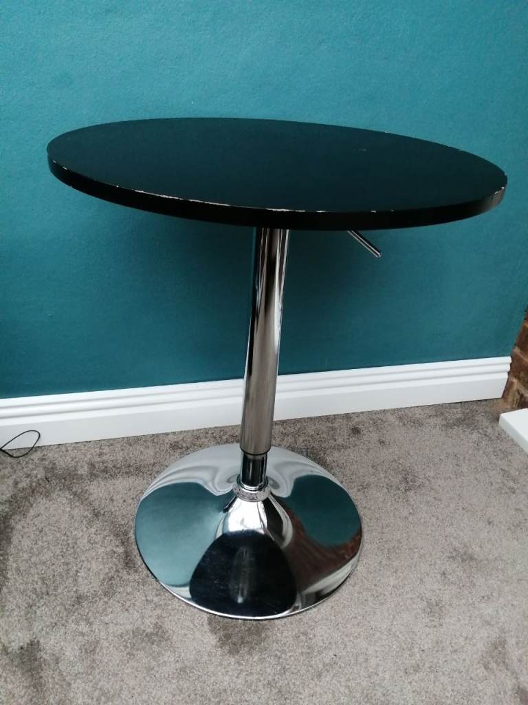 Bar table 