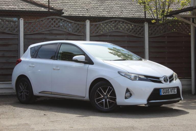 2015 Toyota Auris 1.6 V-Matic Icon Plus Multidrive S Euro 5 5dr HATCHBACK Petrol Automatic