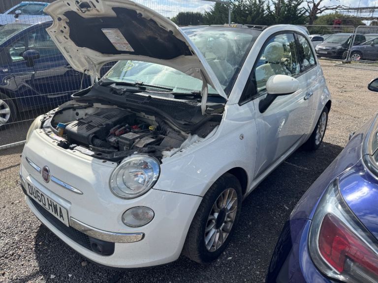 Fiat 500 1.2 2010 white BREAKING FOR PARTS 
