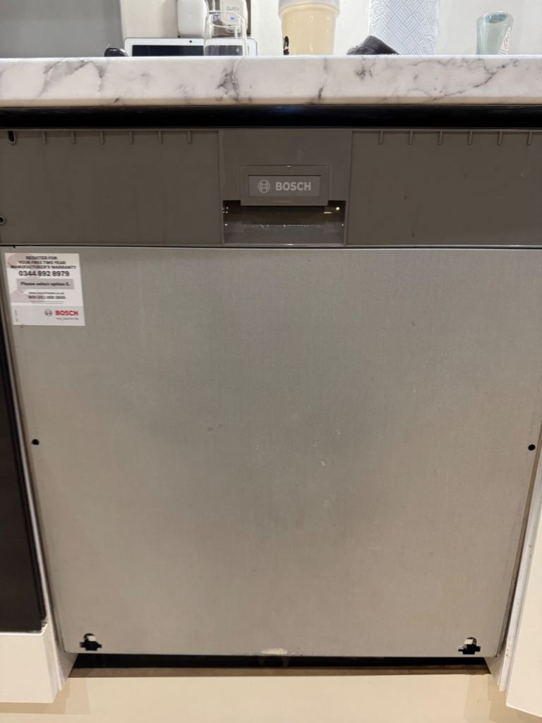 Bosch Integrated Dishwasher SMDZC6X60G/17 – Good Condition