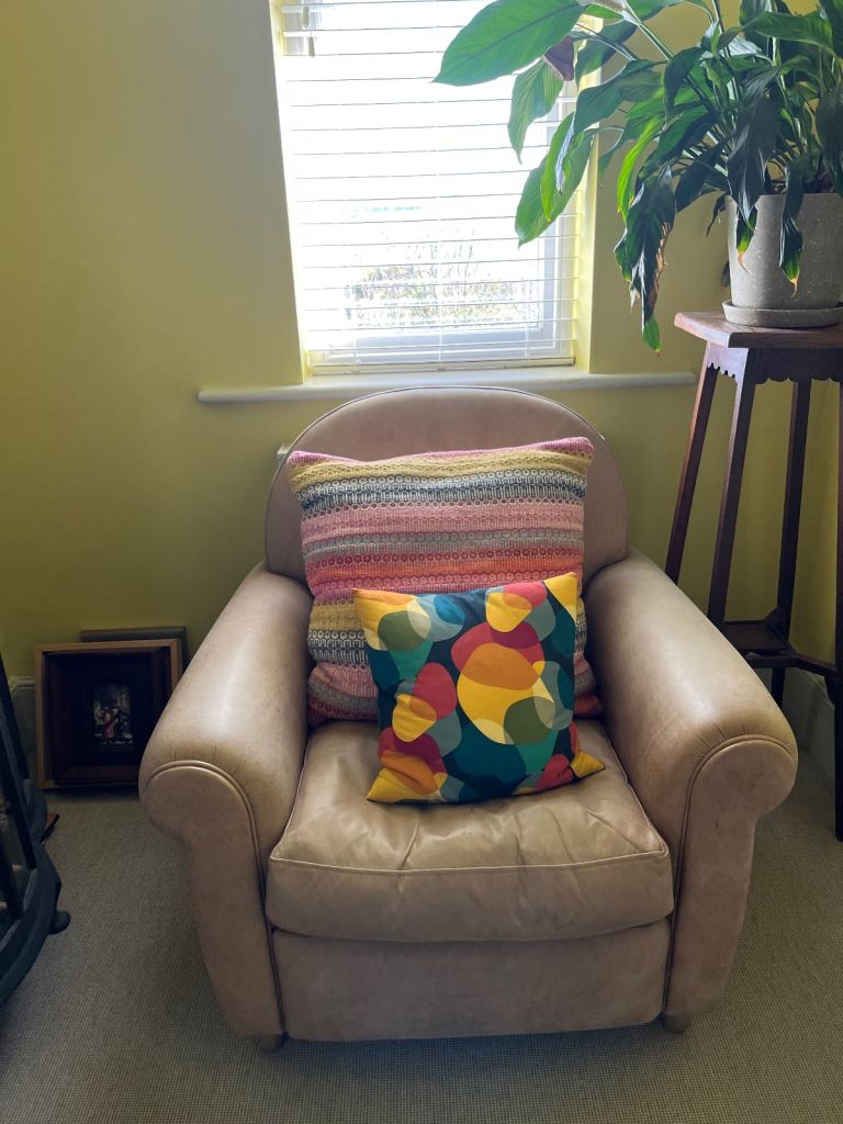 Loaf leather armchair 