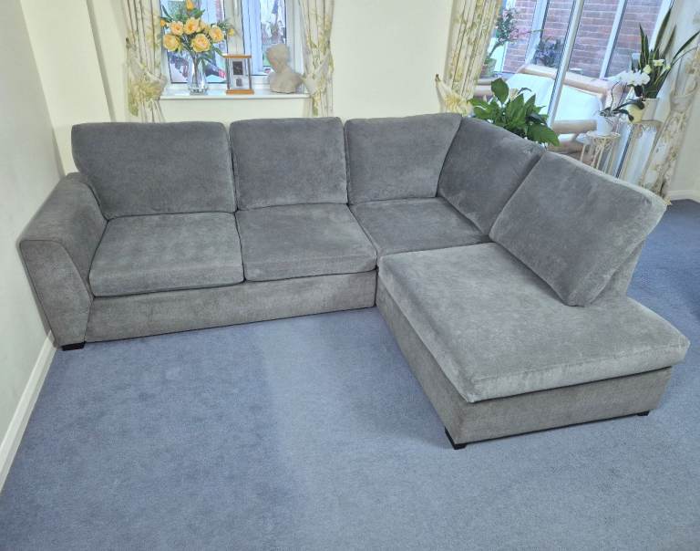 DFS Orka Left Hand Facing Arm Open End Corner Sofa RRP in Grey £879 *FREE LOCAL DELIVERY*