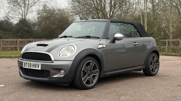 Mini, CONVERTIBLE, Convertible, 2010, Manual, 1598 (cc), 2 doors