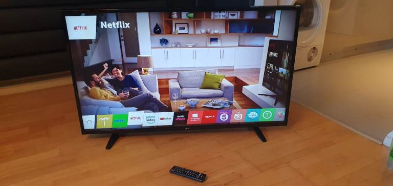 FREE LOCAL DELIVERY LG 50 INCH UHD HDR 4K SMART TV + LG REMOTE £130 inc DELIVERY