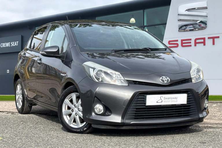 2013 Toyota Yaris 1.5 VVT-h T4 CVT Euro 5 5dr Hatchback Automatic