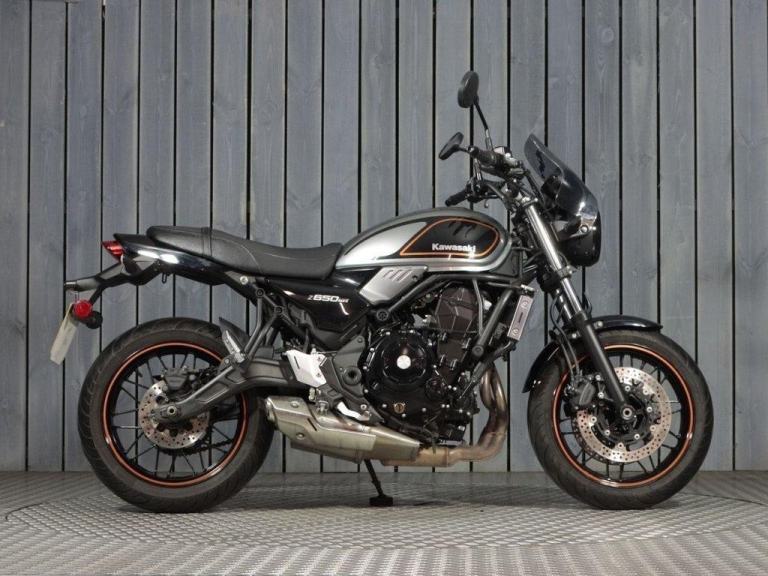2021 71 KAWASAKI Z650 RS