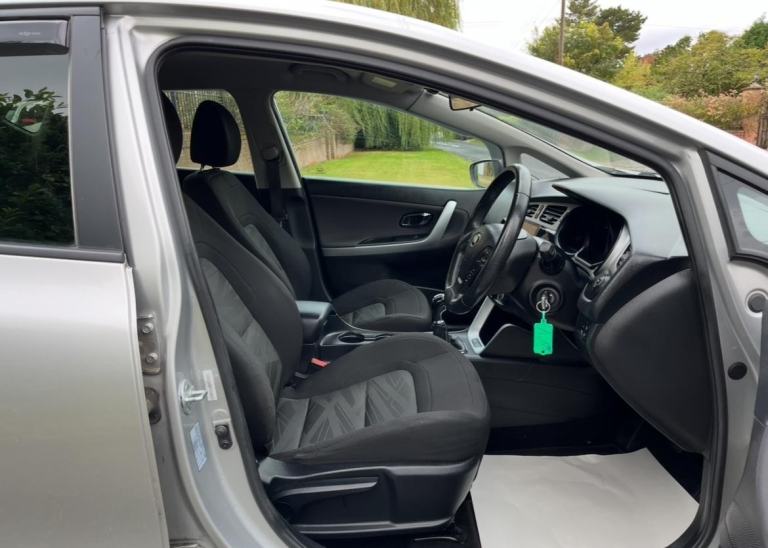 2016 KIA CEED SR7 1.4 CRDi LONG MOT GOOD S/HISTORY DRIVES GREAT JUST SERVICED! 