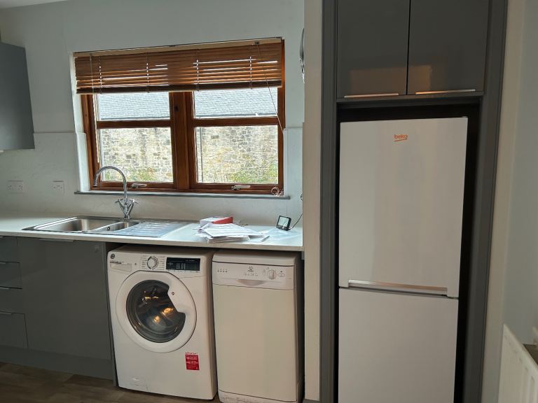 Furnished first floor flat in central Dunfermline 