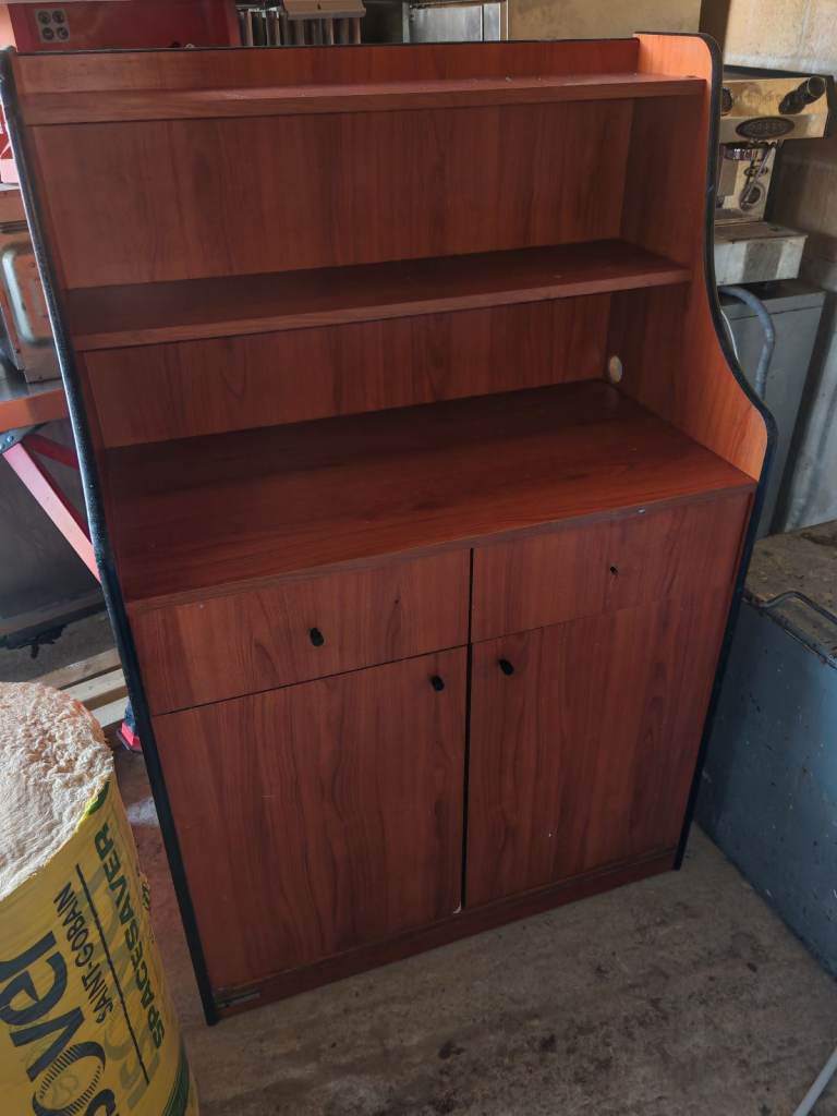 Cafe serving counter waiter station 
