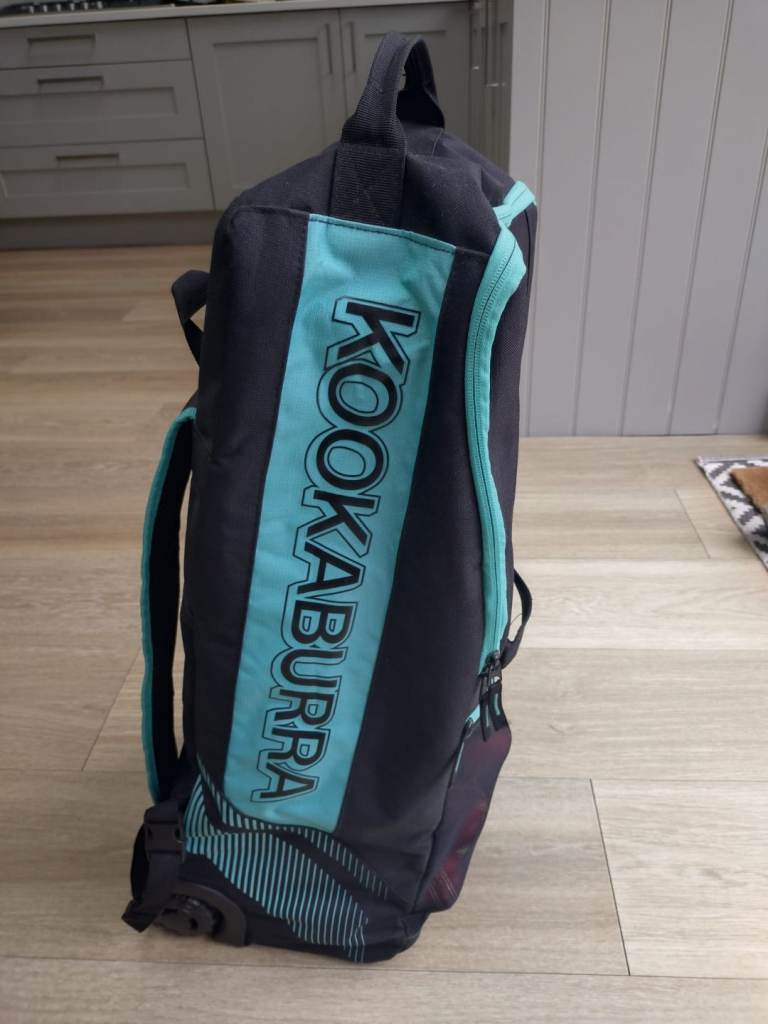 Kookaburra Wheelie Duffle Cricket Bag