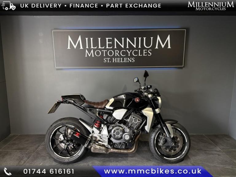 2018 HONDA CB1000 NAKED MOTORCYCLE WITH EXHAUST