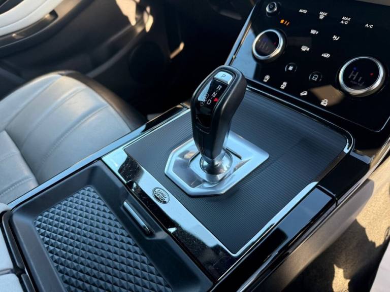 2019 Land Rover Range Rover Evoque 2.0 D150 R-Dynamic S SUV 5dr Diesel Auto 4WD Euro 6 (s/s) (150...