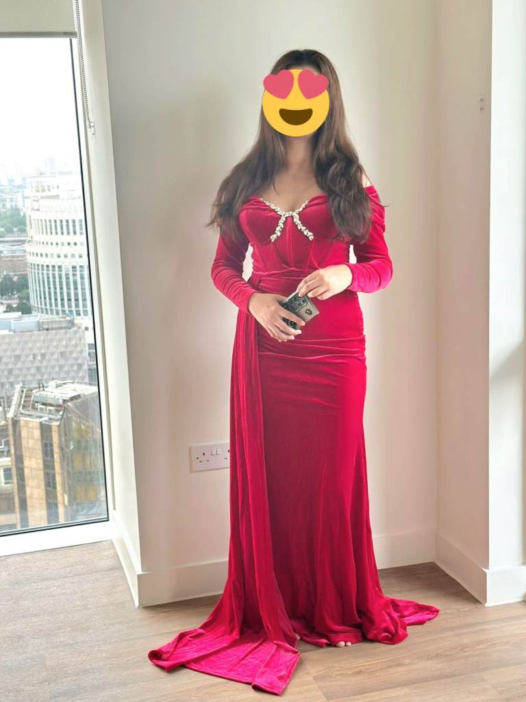 ✨❤️ Stunning Red Velvet Evening Dress ❤️✨