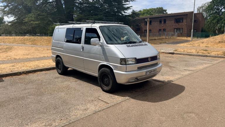 Volkswagen Transporter T4 2.5 TDI
