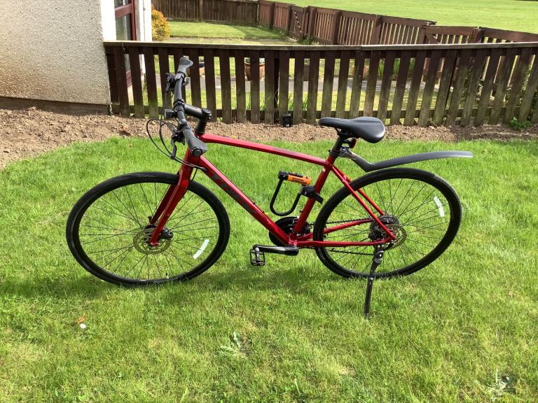 men's giant bicycle 2021 Giant Escape 0 Disc Mens Hybrid Bike
