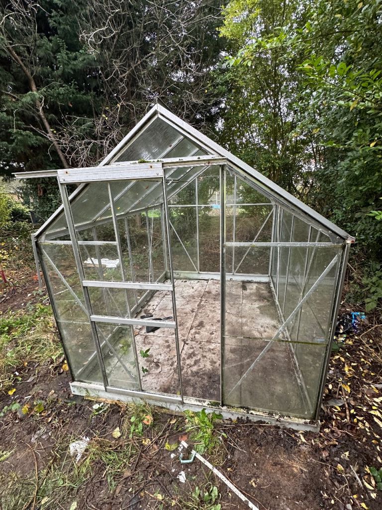 Greenhouse 6x8ft good condition approx 2years old
