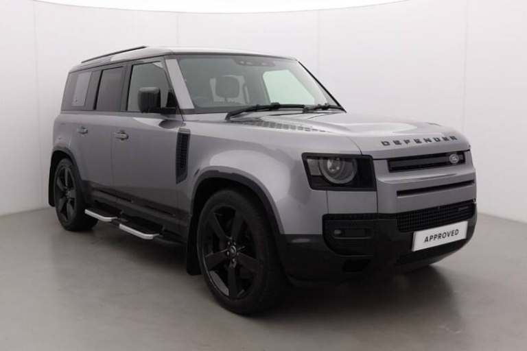 LAND ROVER DEFENDER 3.0 D300 X-Dynamic HSE 110 5dr Auto