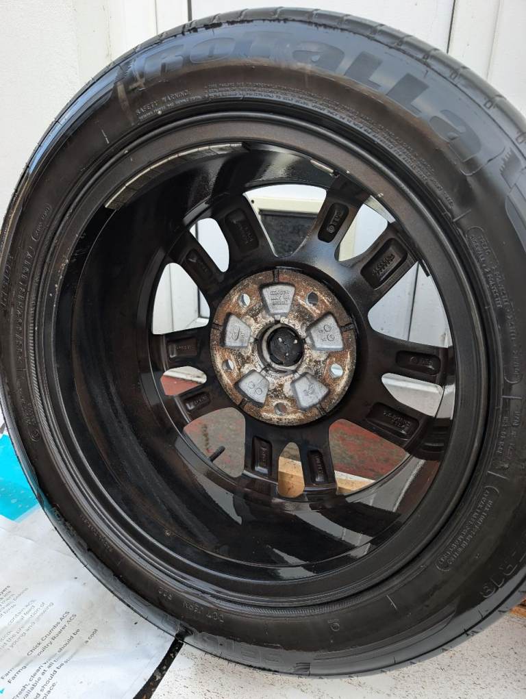 Genuine Ford Kuga Mk2 18” alloy wheels – FULL SET OF 5 including matching spare