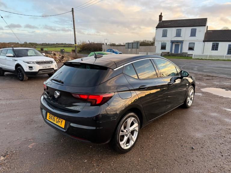 2016 Vauxhall Astra 1.6 CDTi 16V 136 SRi 5dr HATCHBACK Diesel Manual