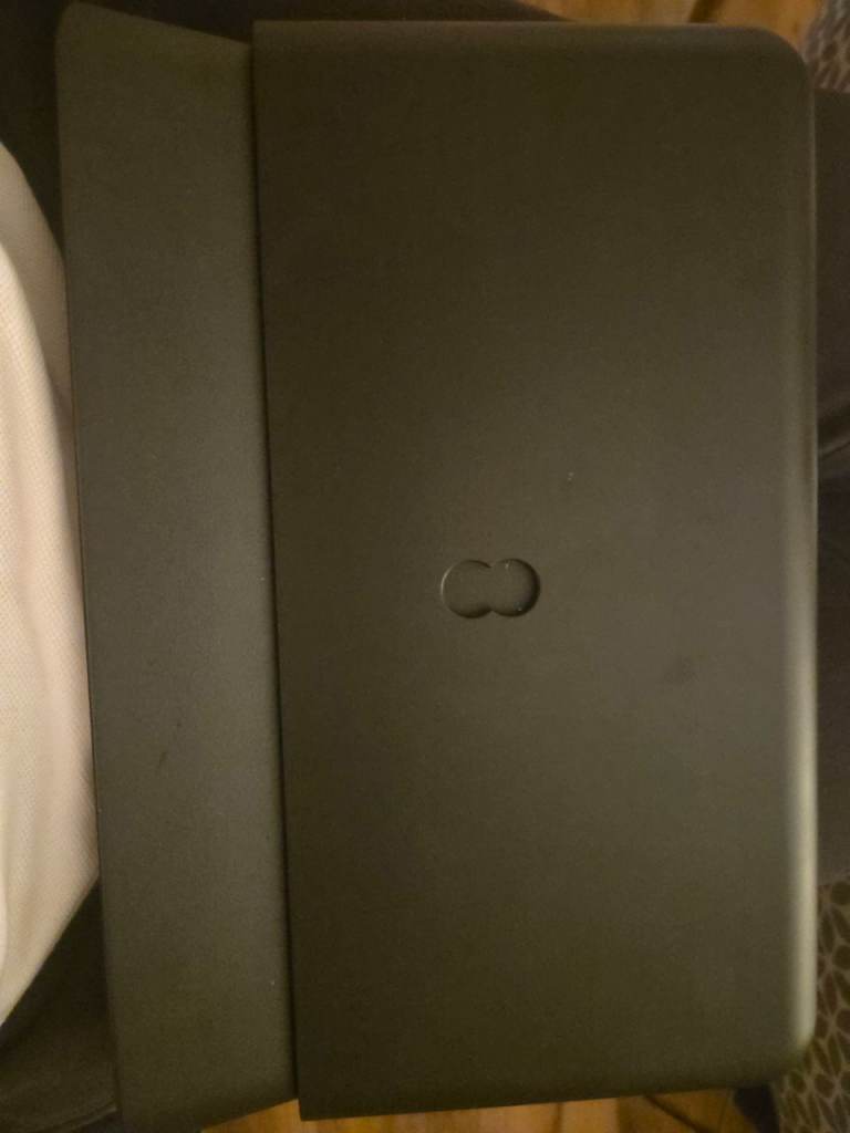 EE Smart Hub SH32B And Cables