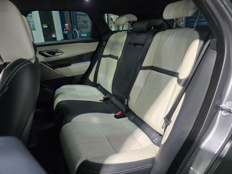 2018 Land Rover Range Rover Velar 3.0 D300 First Edition 5dr Auto ESTATE DIESEL Automatic