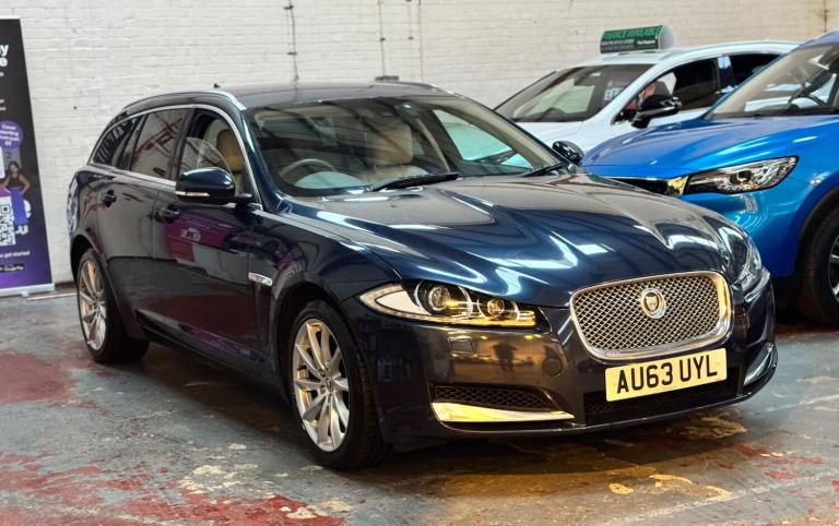  Jaguar XF 3.0d V6 Premium Luxury Sportbrake Auto Euro 5 (s/s) 5dr Diesel Automatic