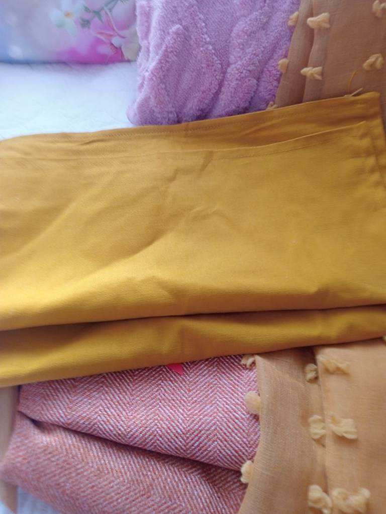  Curtains and Matching Cushion Covers