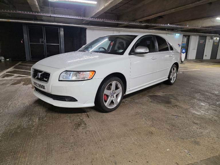 Volvo, S40, Saloon, 2010, Manual, 1560 (cc), 4 doors