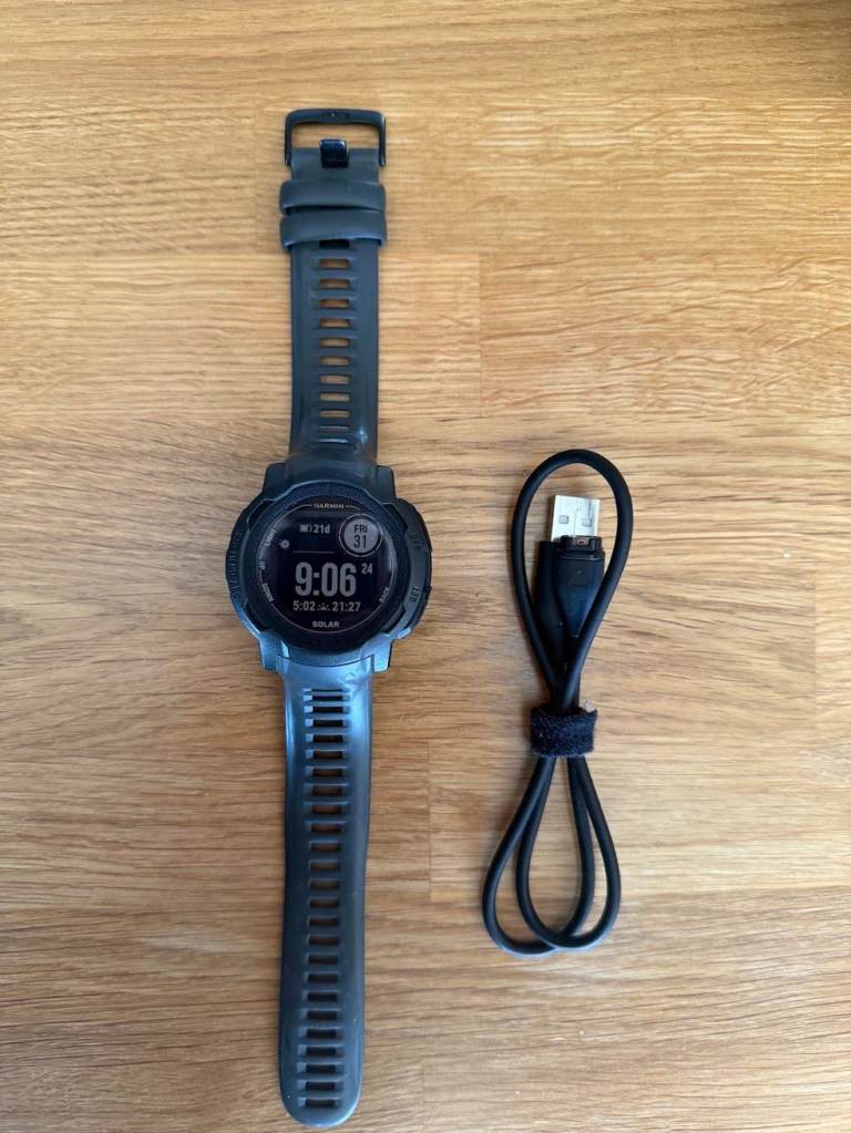 Garmin Instinct 2 Solar GPS Smartwatch - Black - Excellent Condition