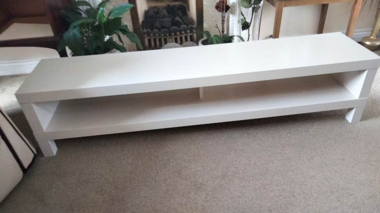 TV Bench 