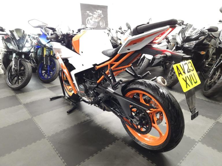 KTM RC 125 2023 Low mileage 