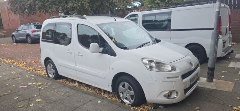 Peugeot, PARTNER TEPEE, MPV, 2014, Manual, 1560 (cc), 5 doors